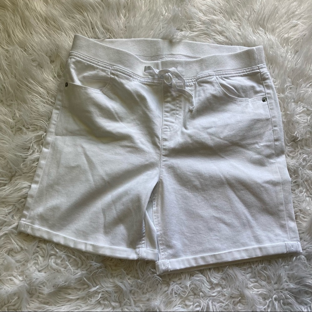 Justice womens shorts Sz 20 plus